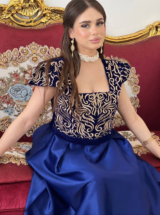 فستان أنوثة راقية بلمسة ملكية" 👑✨